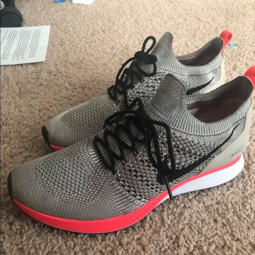 Brand new Nike air zoom Mariah flyknit racer